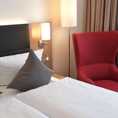 Best Western Queens Hotel Pforzheim-Niefern Zewnętrze zdjęcie