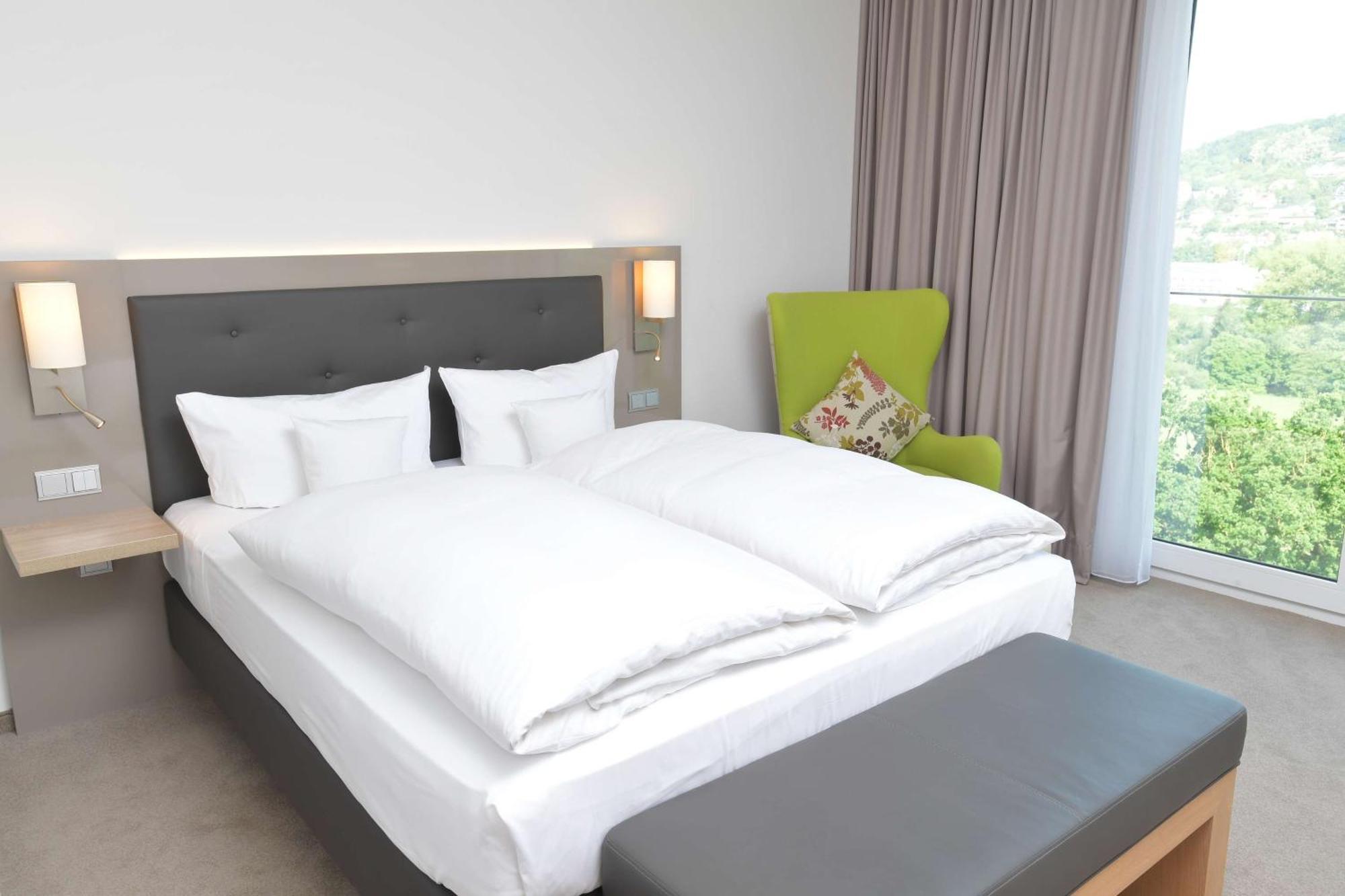 Best Western Queens Hotel Pforzheim-Niefern Zewnętrze zdjęcie