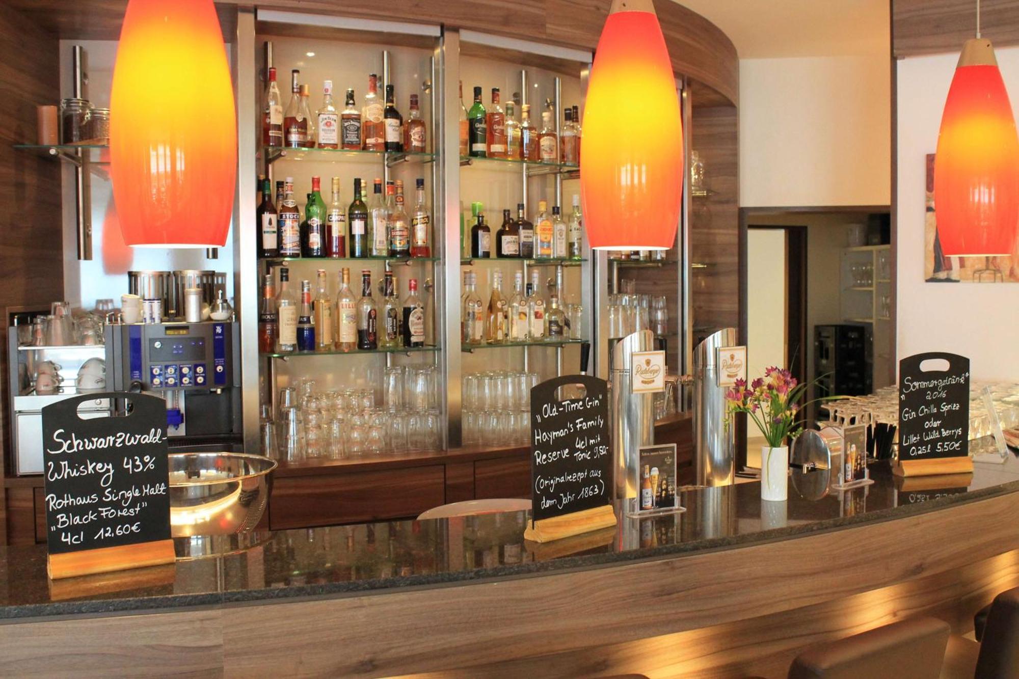Best Western Queens Hotel Pforzheim-Niefern Zewnętrze zdjęcie